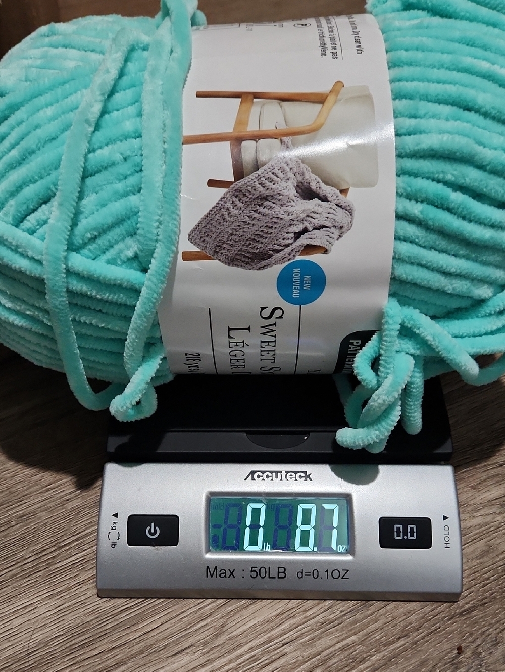 Loop & Threads Chenille Home Slim Chenille Yarn - Ice Green - Picture 6 of 6